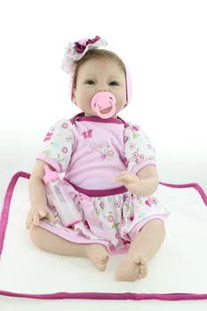 Nový dizajn realisticky reborn bábiky baby módne bábiky silikónové vinyl reálne mäkký jemný dotyk pre deti
